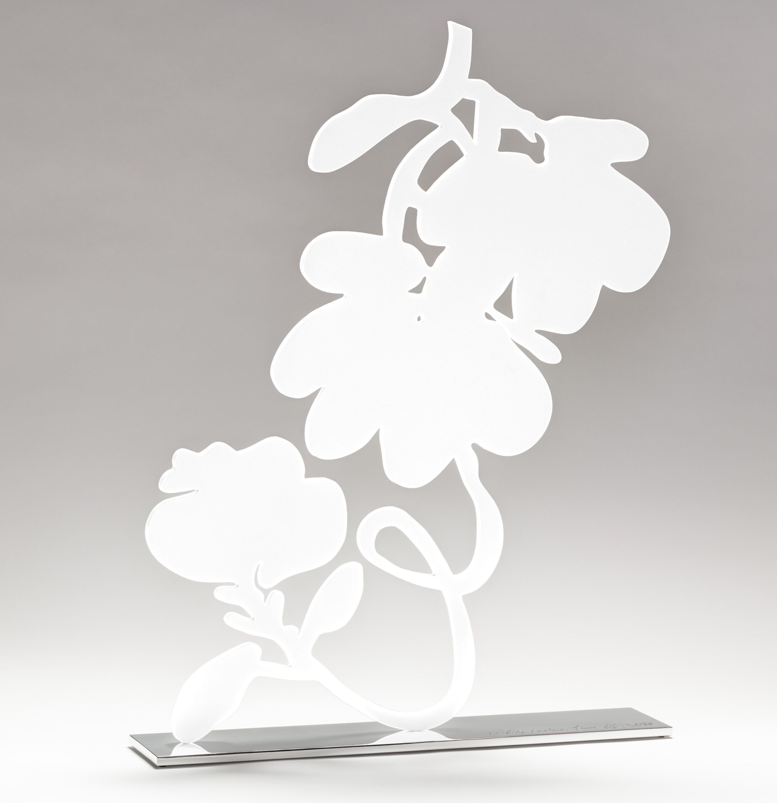 Donald Sultan, White Lantern Flowers sculpture, 2018 28" tall