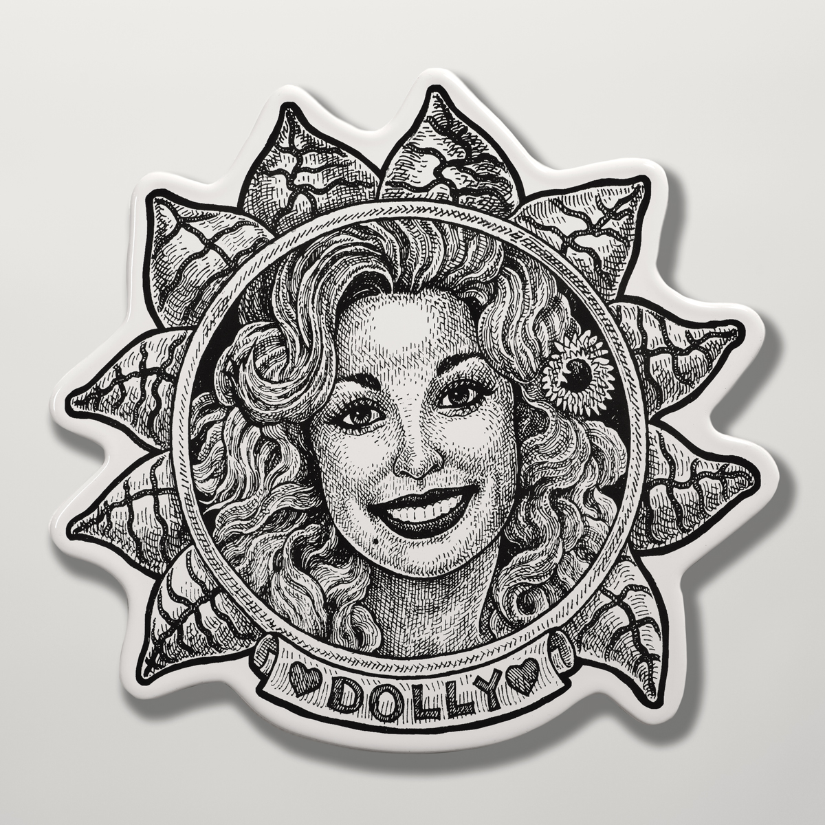 Dolly Devotional (Medallion)